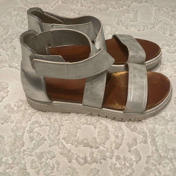 Silver Sandals - Picture 4 of 5